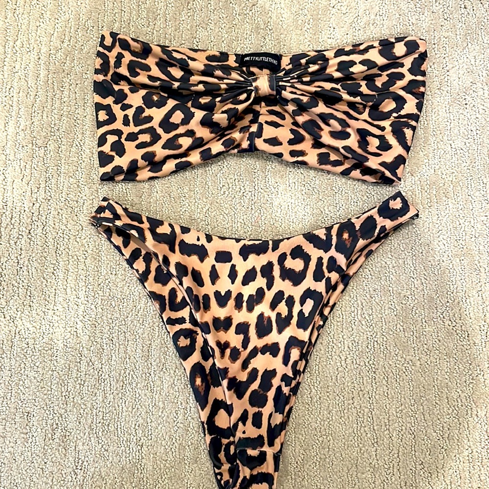 High leg large swimsuit